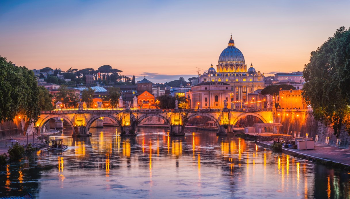 St. Peter's dome is smaller: but it is an illusion